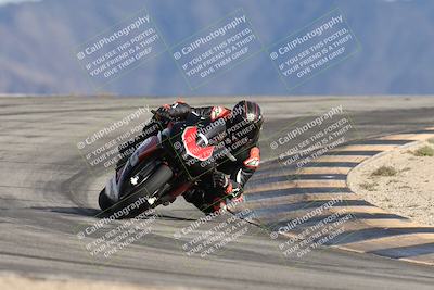 media/Nov-16-2025-Race Pace (Sun) [[8c5fa54630]]/Verified Riders/8-Turn 12 (120pm)/